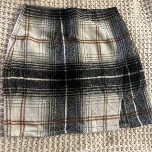 Windsor Black and White Mini Pencil Skirt for Casual Wear